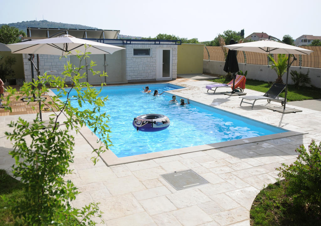Pavlic Apartments Betina  Exterior foto