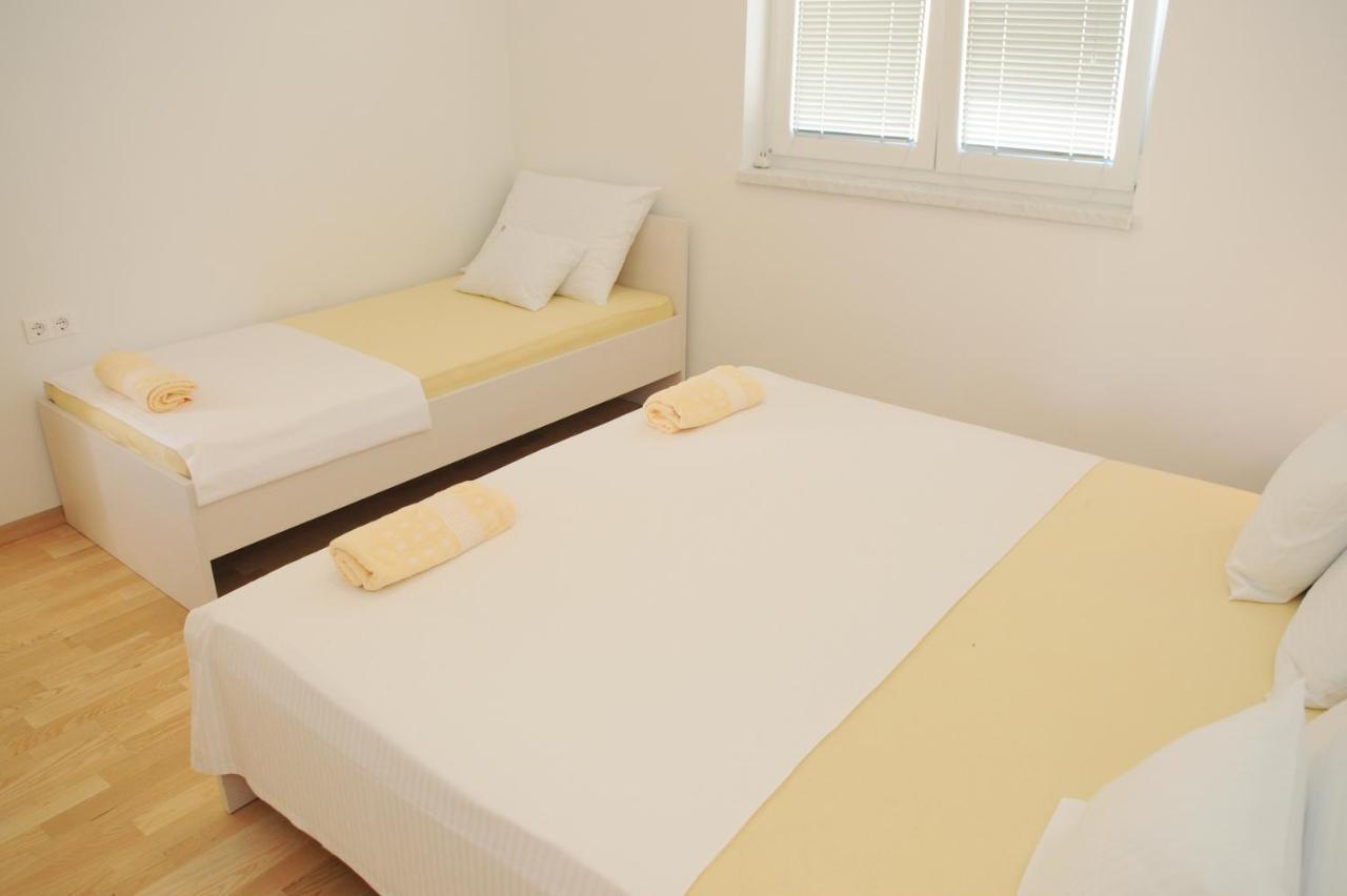 Pavlic Apartments Betina  Exterior foto